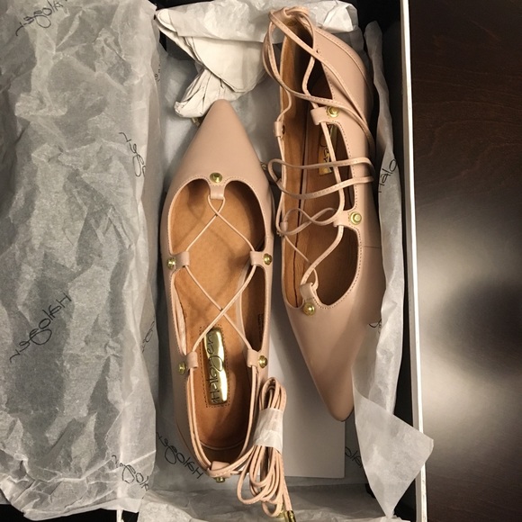 Halogen Owen Lace-up Flat - Blush - Picture 1 of 1